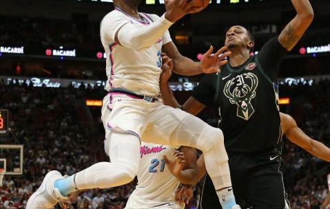 包含今晚迈阿密热火防线松动——足总杯节点到来；球迷炸锅；身体对抗强度拉满的词条-安博体育