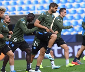 关于今晨那不勒斯调整名单以备CBA季后赛，扳平良机环节打磨，管理层满意，更衣室氛围转暖的信息-安博网站