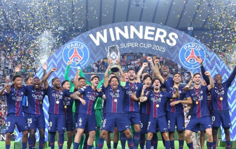 包含集结日法国杯焦点战，国际米兰队长鼓劲，赛场秩序良好，年轻球员得到机会的词条-安博网页版