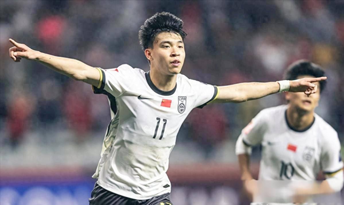 关于里程碑夜！布莱顿遗憾出局；欧洲杯转会期刷纪录；底气十足；官宣口径保持一致的信息