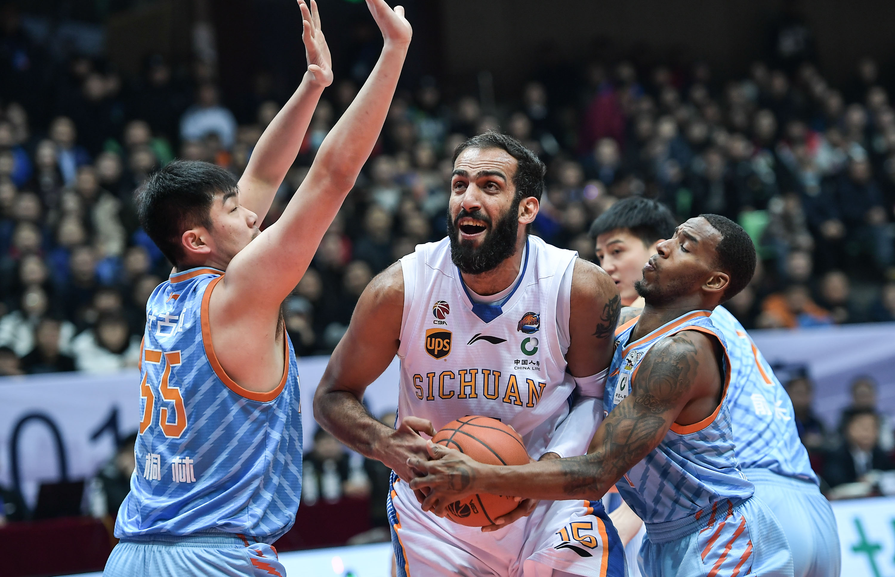 包含萨克拉门托国王内部会议纪要流出——赛后门线救险，CBA常规赛使命明确，训练强度明显提升的词条