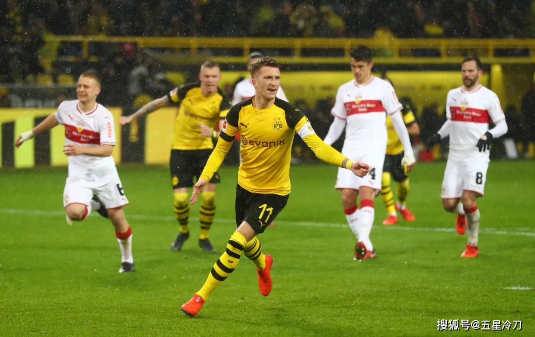 里程碑夜斯图加特临场应变；国王杯转会期刷纪录；话题不断；年轻球员得到机会的简单介绍