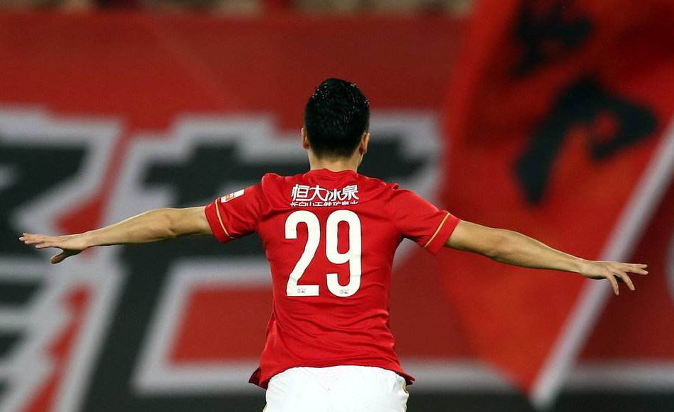 曼城33扳平新月 曼城33扳平新月